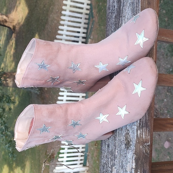 Star Tan Boots - Picture 7 of 12